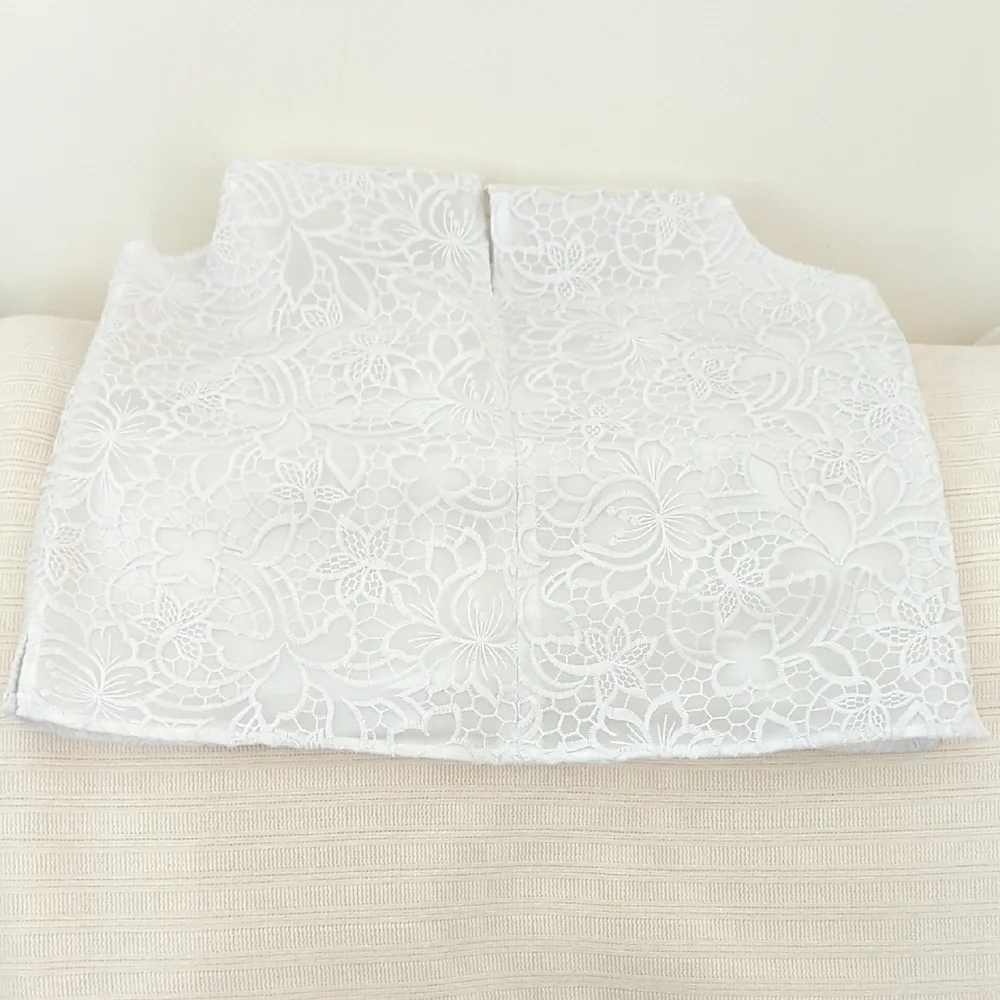 White House Black Market Floral Lace Blouse - Picture 7 of 8